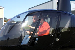 demo discovery flight fly a helicopter