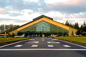 Fly over the Evergreen Aviation and Space Museum Tour in McMinnville by Helicopter